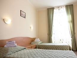 Maxima Zarya Hotel