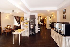 Maxima Zarya Hotel