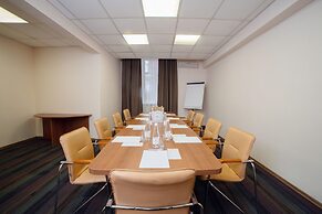Maxima Zarya Hotel