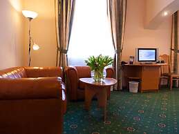 Maxima Zarya Hotel