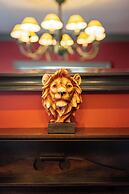 Red Lion Hotel, Hillingdon