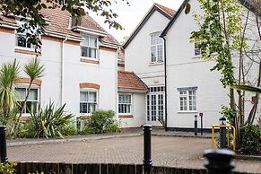 Red Lion Hotel, Hillingdon