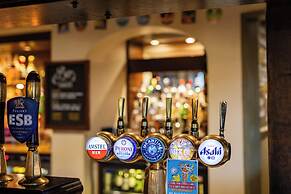 Red Lion Hotel, Hillingdon