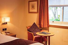 Red Lion Hotel, Hillingdon