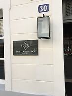 Les Tournelles