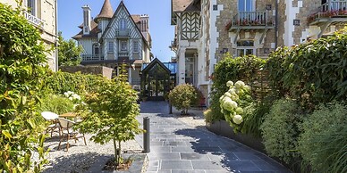 Villa Augeval Hôtel & Spa