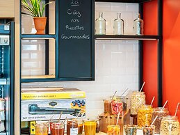 Mercure Avignon TGV Hotel et Spa