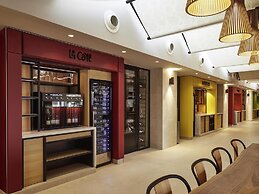 Mercure Avignon TGV Hotel et Spa