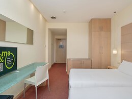 B&B HOTEL CALENZANO FIRST