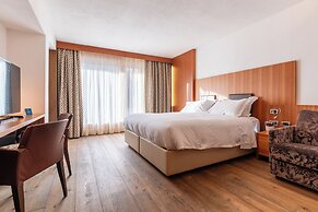 Hotel Alaska Cortina