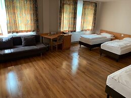 Hotel Am Kurfuerstenplatz - Messe