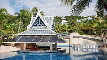 Chada Thai Village