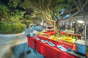 Chada Thai Village