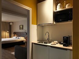 Townhouse Apartments