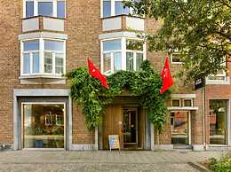 Townhouse Apartments