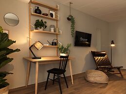Townhouse Apartments