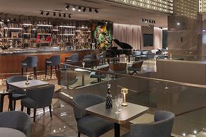 EPIC SANA Marques Hotel