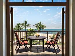 JA Palm Tree Court, Dubai