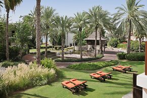 JA Palm Tree Court, Dubai