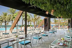JA Palm Tree Court, Dubai