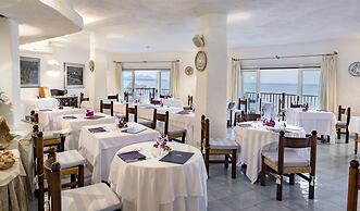 Club Hotel