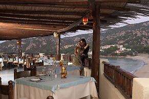 Club Hotel