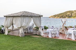 Club Hotel