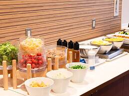 Comfort Hotel Narita