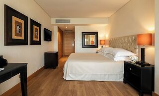 Plaza Resort Hotel