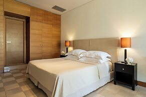 Plaza Resort Hotel