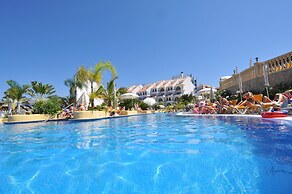 Paradise Park Fun Lifestyle Hotel