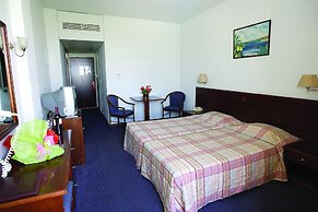 Crown Resorts Henipa