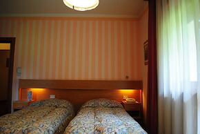 Monaco Sport Hotel
