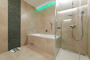 HiLight Suites Hotel