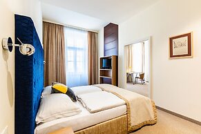 HiLight Suites Hotel