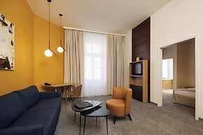 HiLight Suites Hotel