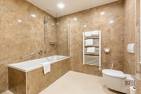 HiLight Suites Hotel