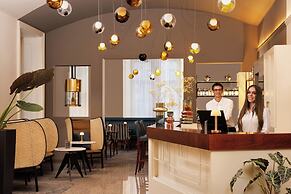 HiLight Suites Hotel