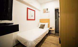 Hotel Highway Residency