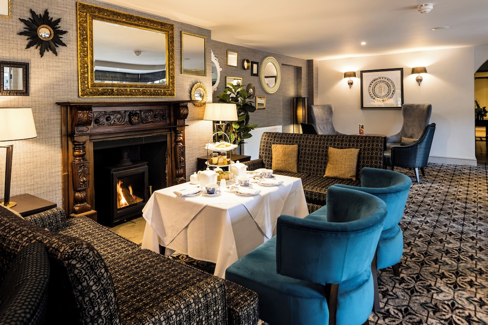 The Holt Hotel