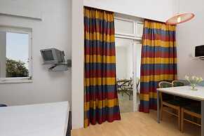 Lanterna Resort