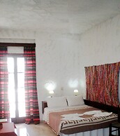 Summer Lodge
