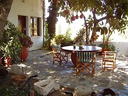 Summer Lodge