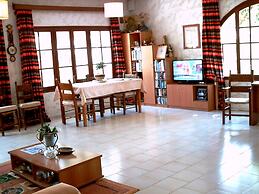 Summer Lodge
