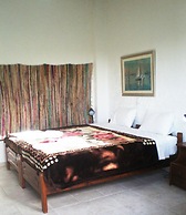 Summer Lodge