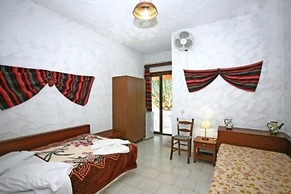 Summer Lodge