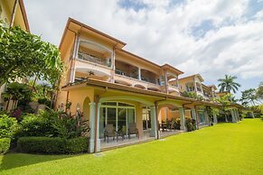 Stay In CR Los Sueños Condos