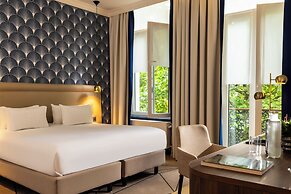 The Augustin