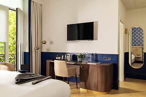 The Augustin