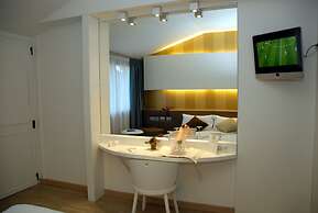 Green Hotel Motel